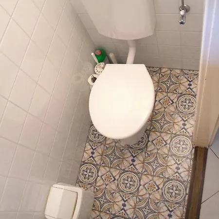 Poppy Flower شقة بودابست