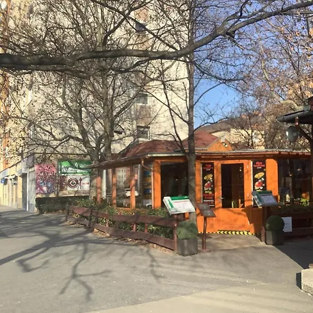 Quiet Corporate & Dental Hub Flat - Obuda * Budapešť