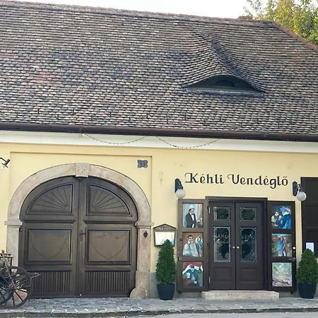 Poppy Flower شقة *