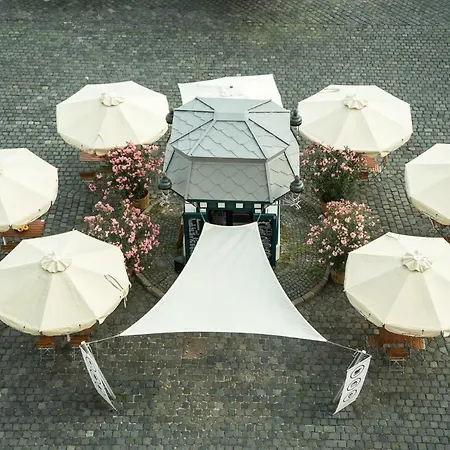 Poppy Flower شقة *